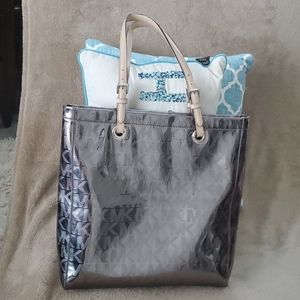Michael Kors Shiny Silver/Gray Tote